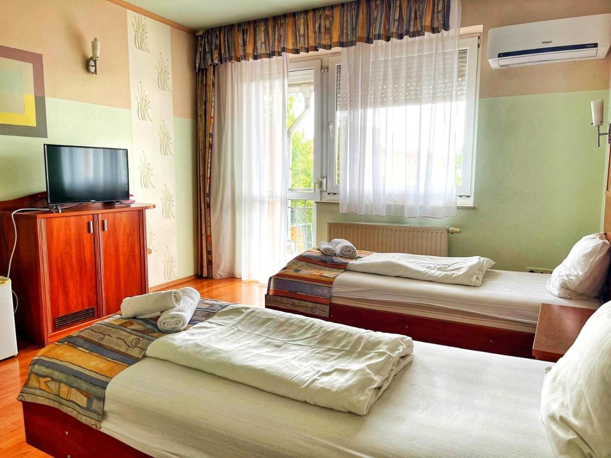 Alkotmany Vendeghaz Hotel Sárvár Exterior foto