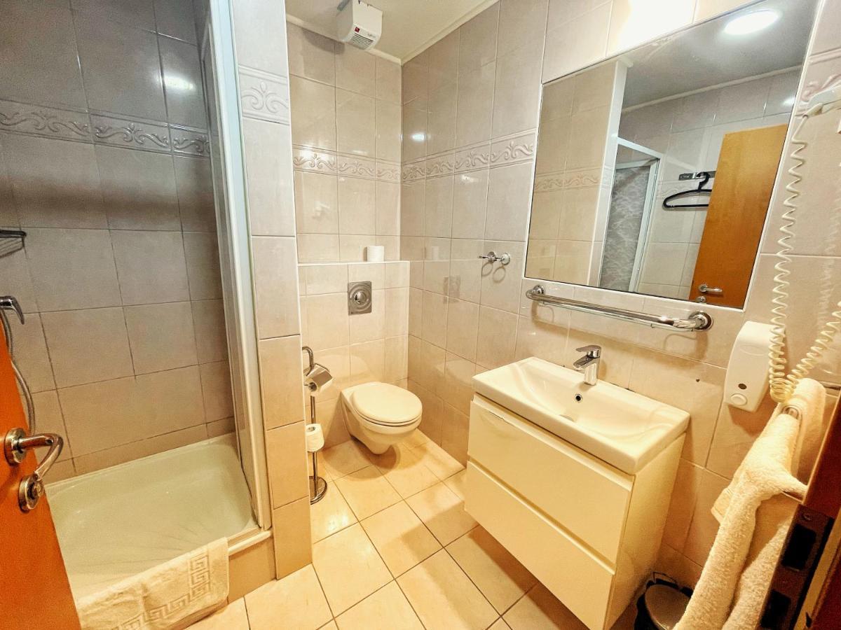 Alkotmany Vendeghaz Hotel Sárvár Exterior foto